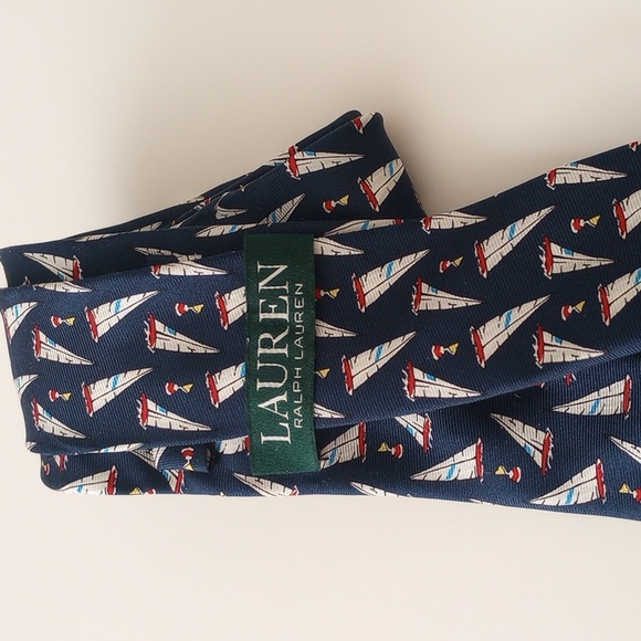 Ralph Lauren Nautical Tie. - Picture 5 of 6